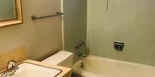Beautiful patio townhouse for rent with carport, single level living Gallery 6