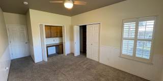 Spacious home with 3 Car Garage & Pool Available Now! Spacious home with 3 Car Garage & Pool Available Now! Gallery 10