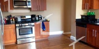 4 bed right on greenline in allston Gallery 4
