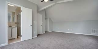 13 Swain Avenue Gallery 30