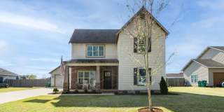 Spacious 4 Bed 4.5 Bath! Available July 15th! Gallery 1