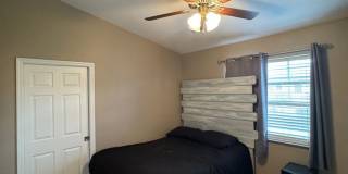 Charming 2BR Townhome in Fort Myers Gallery 11