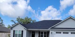 Beautiful 4BR 2BA home in Quarterman Estates located in Lake Park, GA! Gallery 1