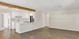 544 W 17th Place Gallery 4