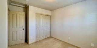 Spacious Four Bedroom Napa Home Gallery 26