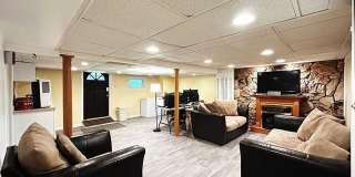 321 Maplewood Drive Gallery 20