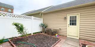9661 ATTERBURY Lane Gallery 27
