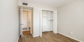 525 East Geneva Drive Gallery 12
