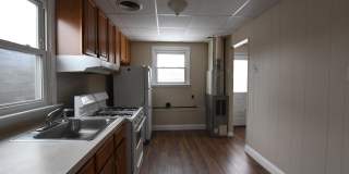 52 1/2 CHESTNUT Street Gallery 1