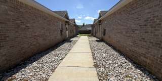 3600 Essex St Apt D Gallery 1