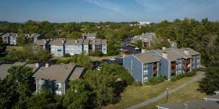 District at Hamilton Place Apartments Gallery 39