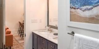 625 LOUISA Street Gallery 15