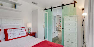 212 SW 1st Ave Gallery 16