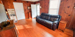 Charming and Sunlight 3BD, 1 BA in the Quaint DC Suburb of Mount Rainer, MD!!! Gallery 17