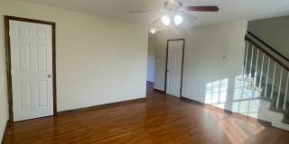2528 Old Forest Road - A Gallery 3
