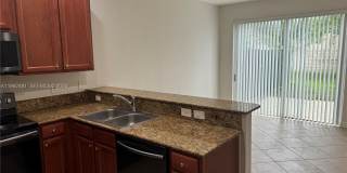 1048 NE 30th Avenue 1048, Homestead, FL 33033 Gallery 4