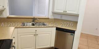 3600 Oaks Clubhouse Dr Gallery 9