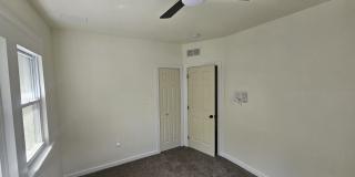 2509 Gladstone St Gallery 25