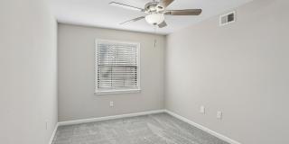 Brentwood Apartments Gallery 17