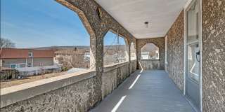 Newly renovated 6-bedroom, 2-bath single-family home - Schedule your your! Gallery 4