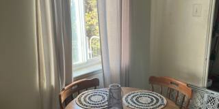 Charming 2BR House in Denver Gallery 8