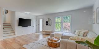 5600 Laniel Court Gallery 4