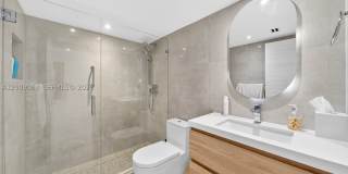 400 S Pointe Dr Gallery 16