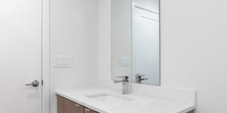 Graduate Pointe Gallery 45