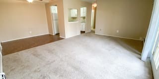 Evergreen Village Apartments & Townhomes Gallery 15
