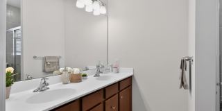 Spacious 3BR Townhome in North Brunswick Gallery 22
