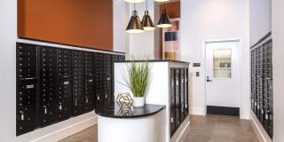 202 Queen Gallery 30