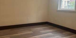 238 8th Street Gallery 10
