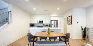 2111 North Cahuenga Boulevard Gallery 8