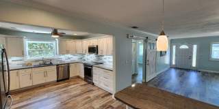 Beautiful 3 Bedroom 3 Bath Beachside Home Gallery 8