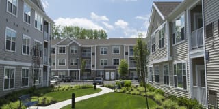 Woodmont Knolls Gallery 8