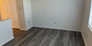 505 East Graham Place - 1 Gallery 9