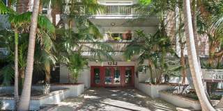 1242 S Barrington Ave Gallery 1