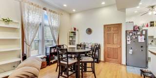 733 North Hoyne Avenue Gallery 1