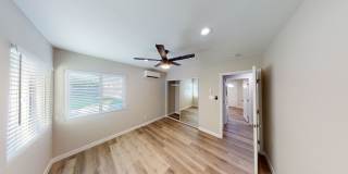Renovated! 4BD/2BA on La Dorna Gallery 7