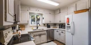 3907 Solano Place Northeast Gallery 12