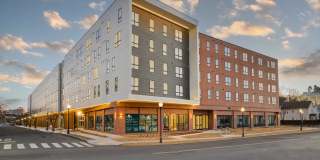 Cadence on Canal Gallery 36