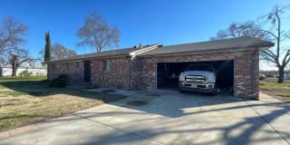3 bed / 2 ba house - S. Yuba City Gallery 1