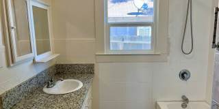 Charming 3 Bed / 2 Bath Home in the Tower District Gallery 12