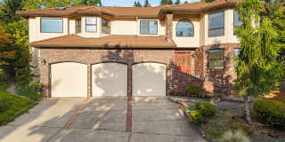 *Excellent Condition * Never Before a Rental * 3 Car Garage *Excellent Condition * Never Before a Rental * 3 Car Garage Gallery 1