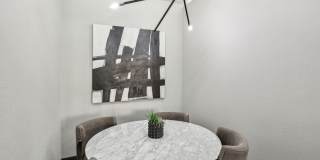 Strada Gallery 22