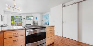 308 River Street Gallery 5