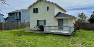 ***PENDING APPLICATION***Beautiful 3 Bedroom Home, Pet Friendly! ***PENDING APPLICATION***Beautiful 3 Bedroom Home, Pet Friendly! Gallery 5