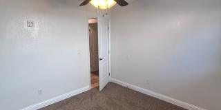Now Available! 3 Bedroom Home in North West Visalia! Gallery 27