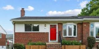4511 HOLMES RUN Parkway Gallery 1