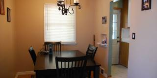 2 Bed 1 Bath Northwest Rancher with large Garage 2 Bed 1 Bath Northwest Rancher with large Garage Gallery 8